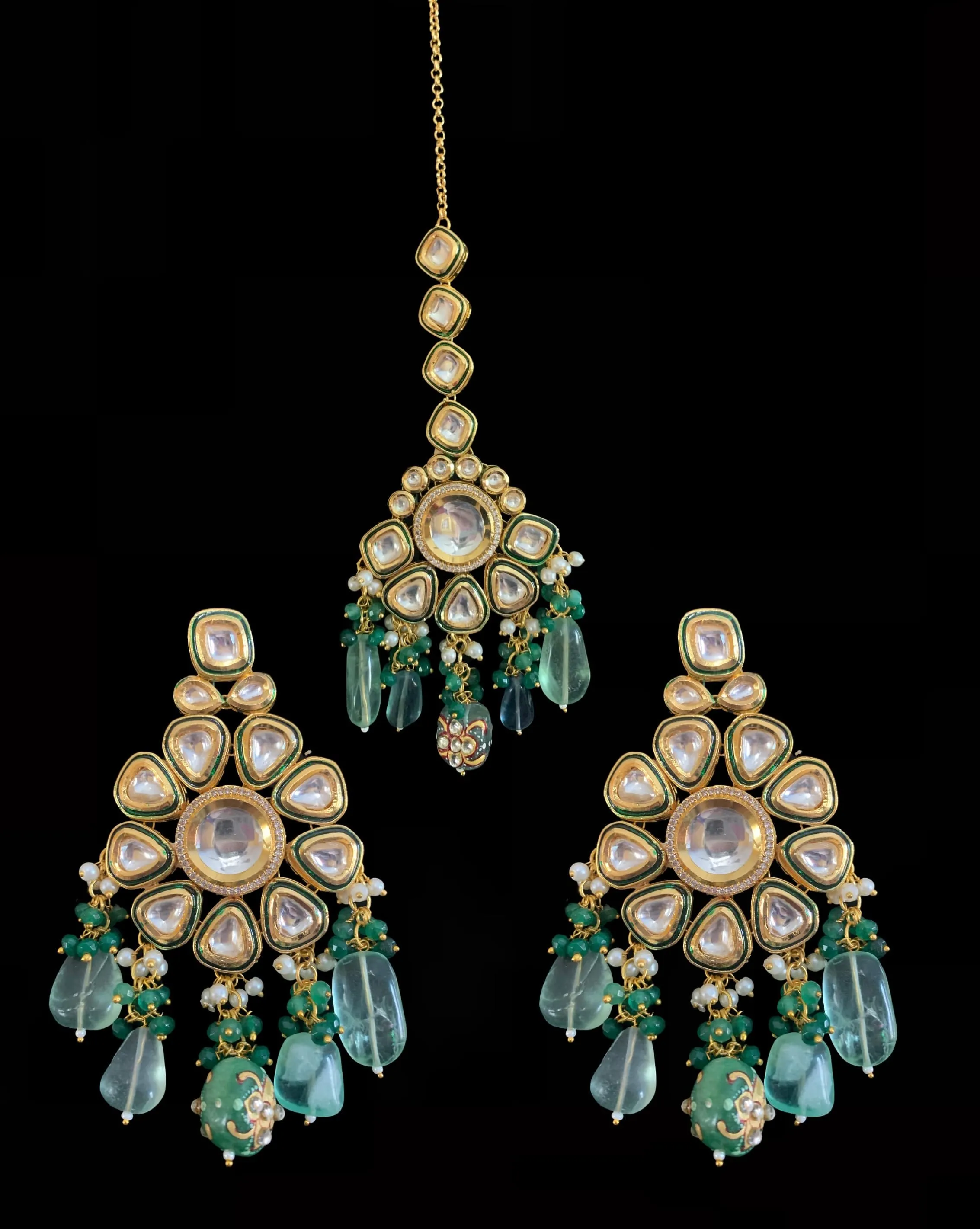 Amoli Kundan bridal set in green fluorite beads ( SHIPS IN 4 WEEKS  )