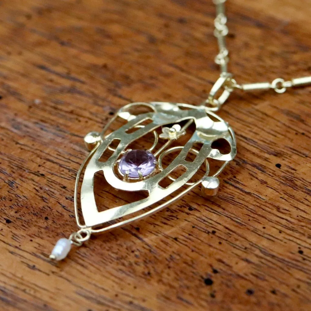 Lyrical Shield Amethyst Necklace