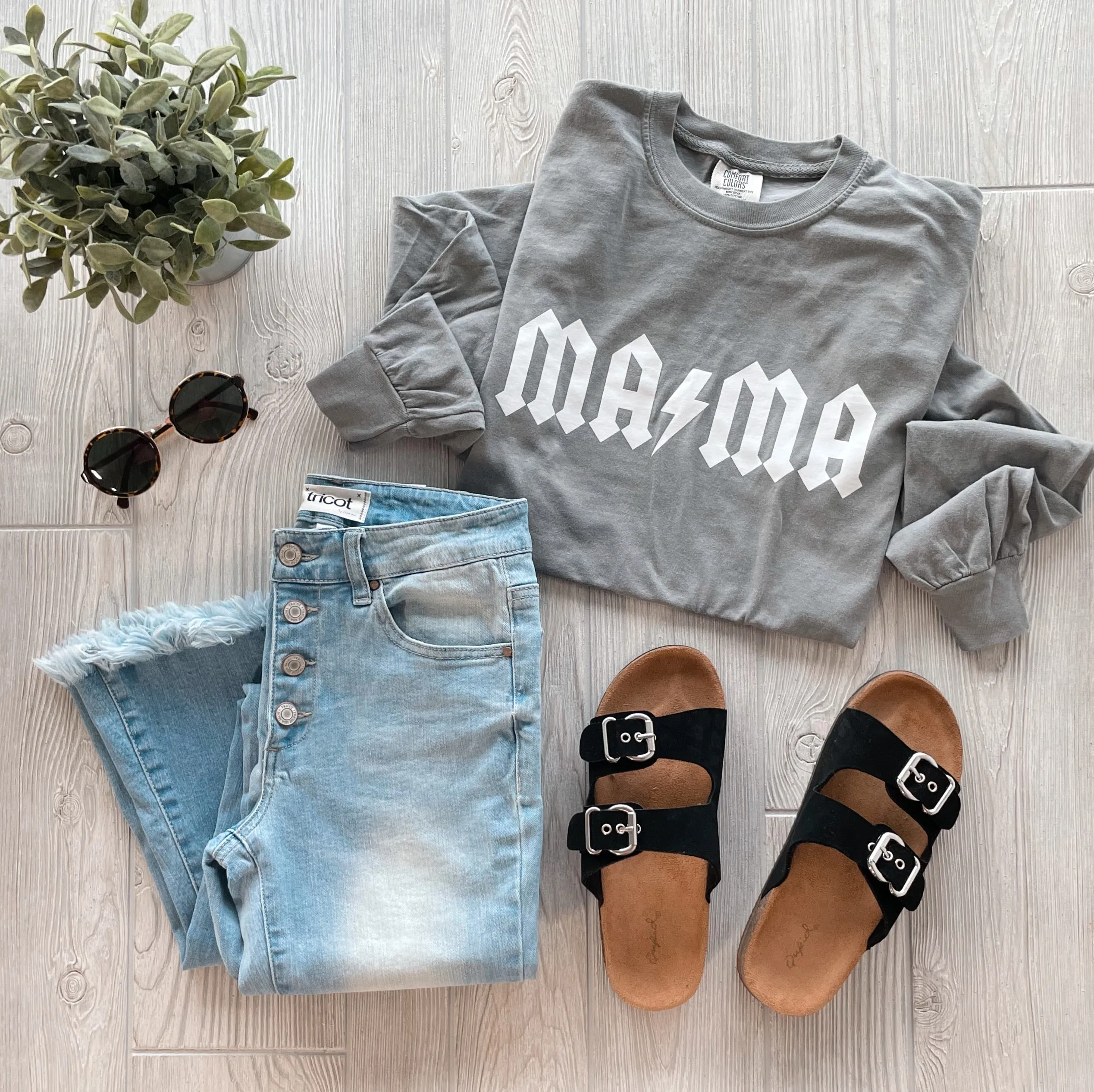 MAMA Rocker • Gray Long Sleeve