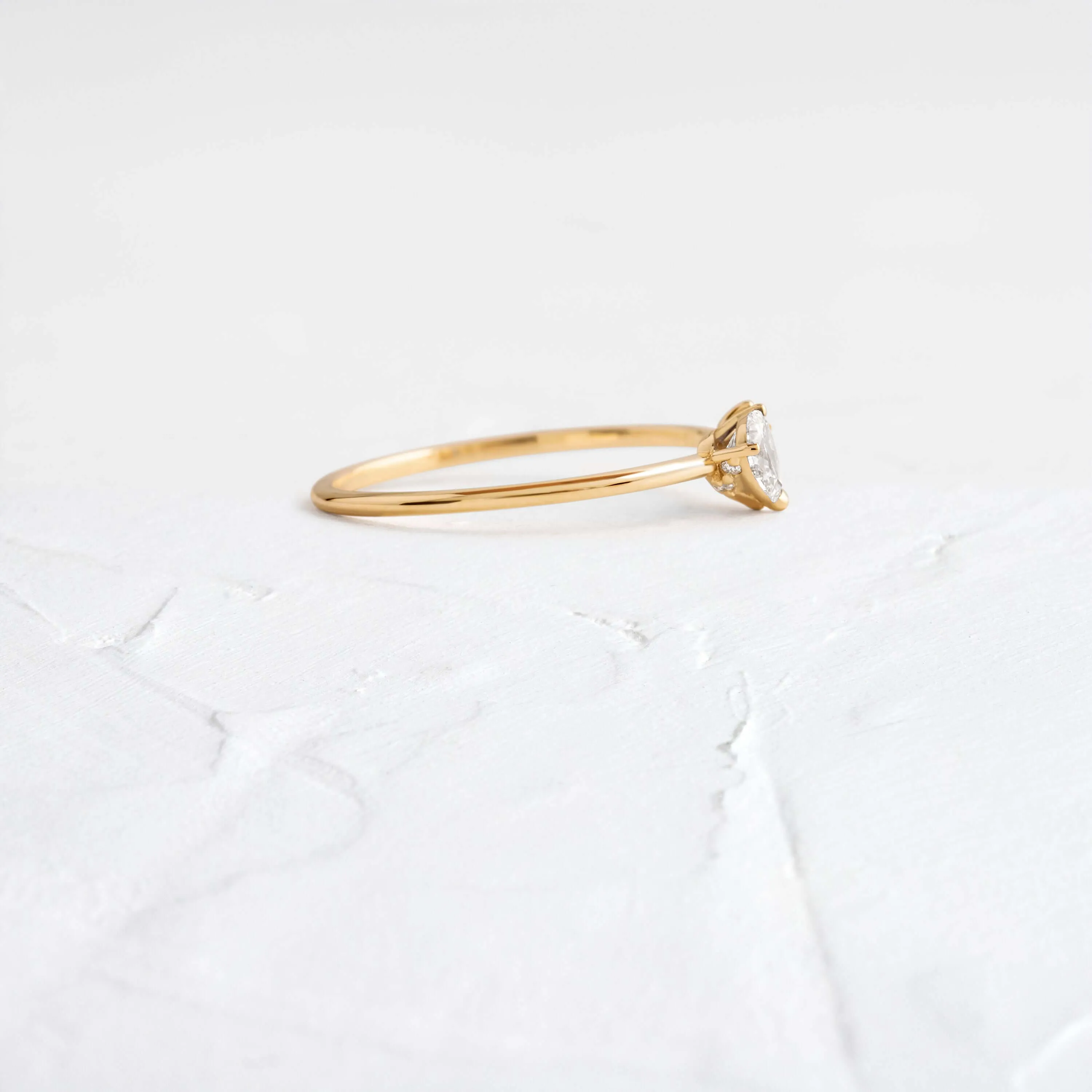 Overlap Heart Ring