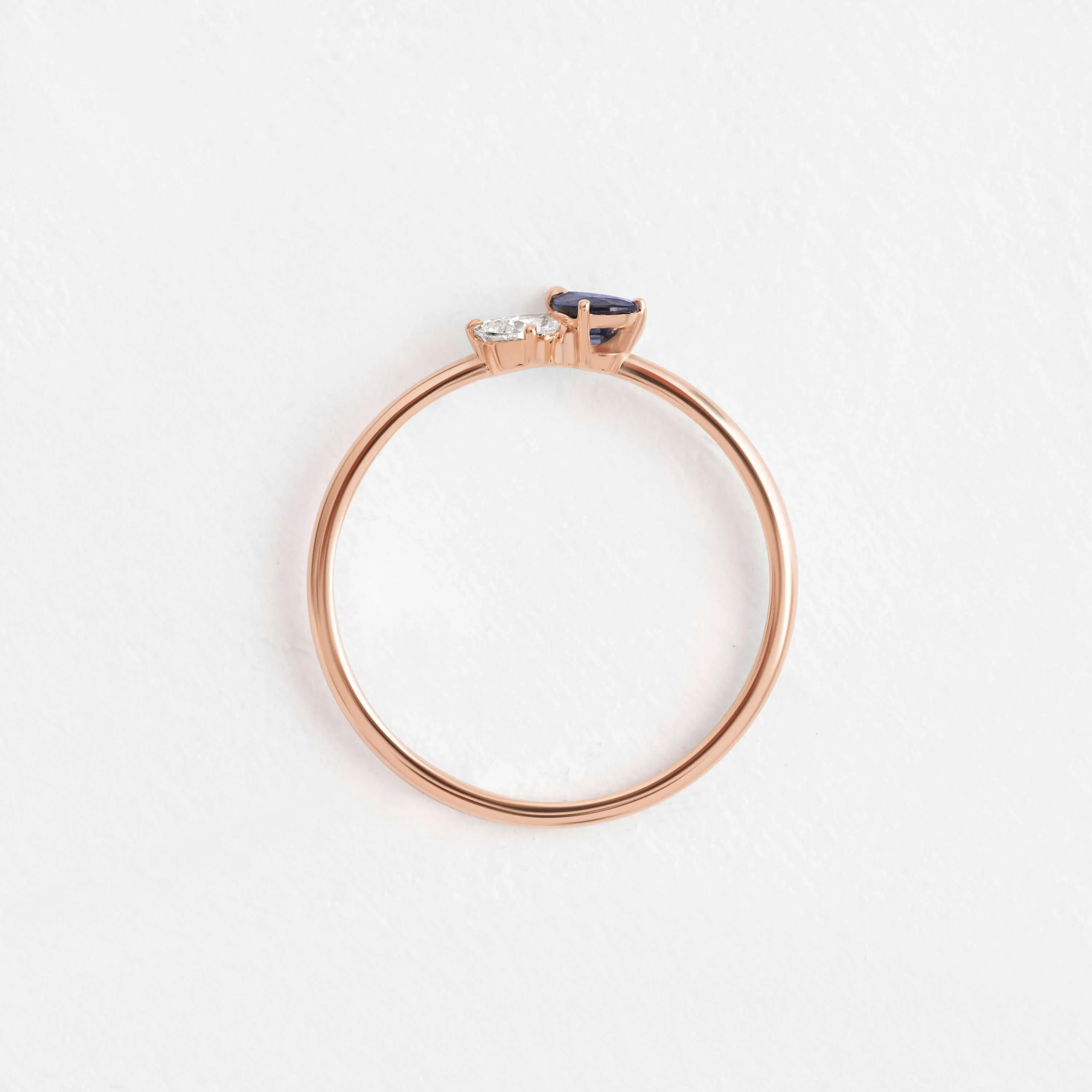 Overlap Heart Ring