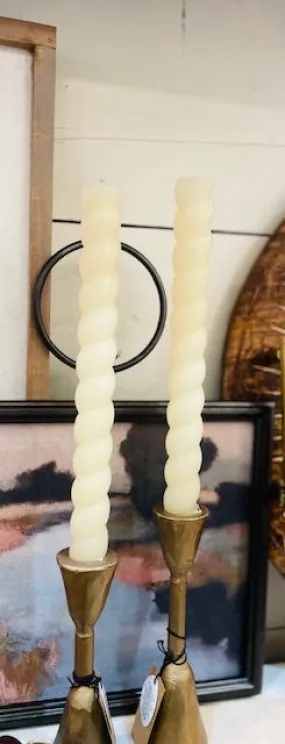 TWISTED TAPER CANDLES